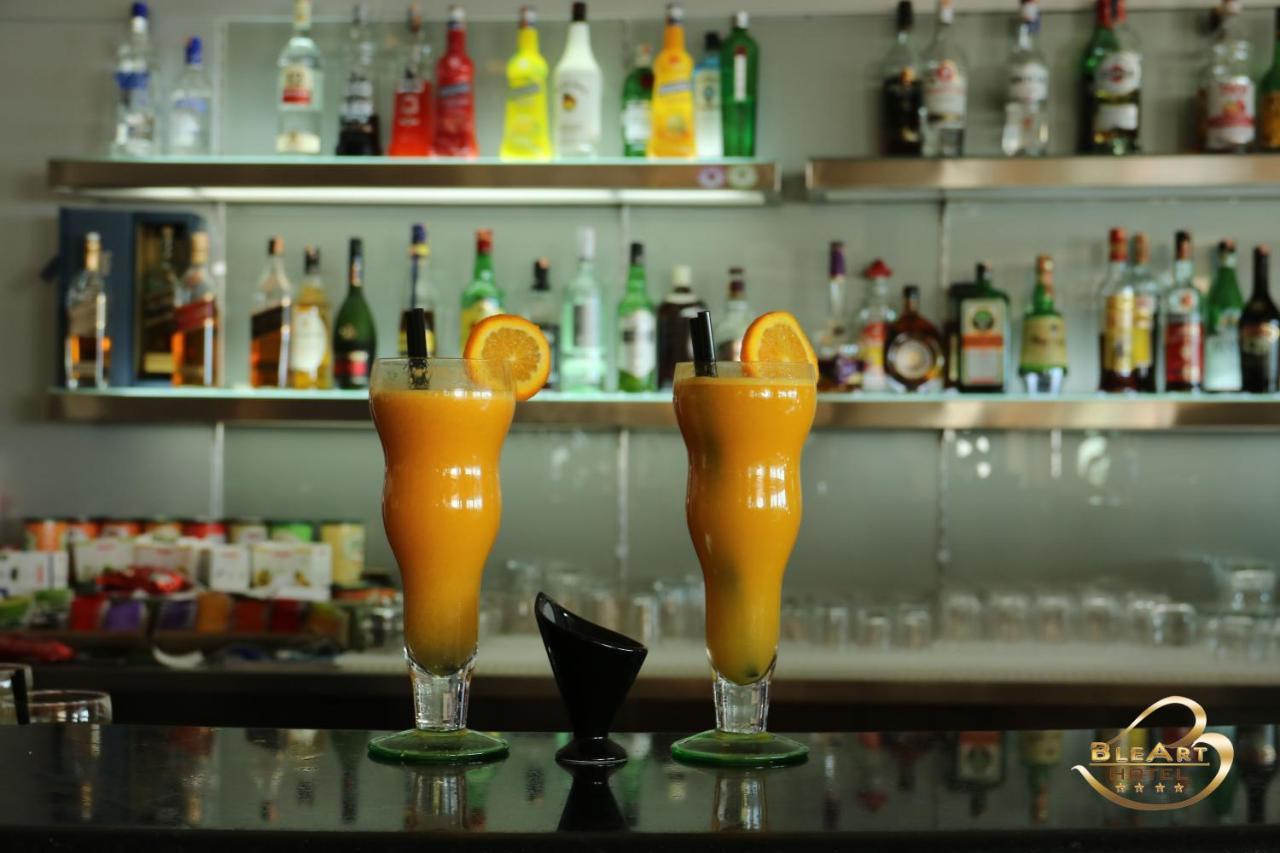 Hotel Bleart Škalngur Екстериор снимка