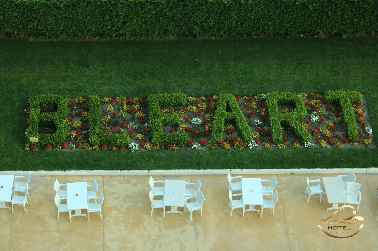 Hotel Bleart Škalngur Екстериор снимка