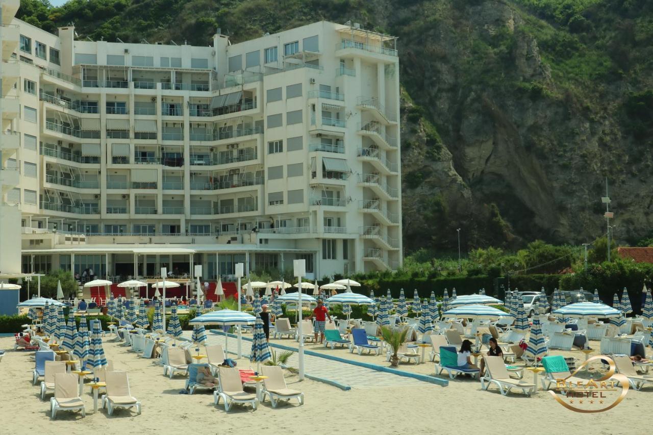 Hotel Bleart Škalngur Екстериор снимка