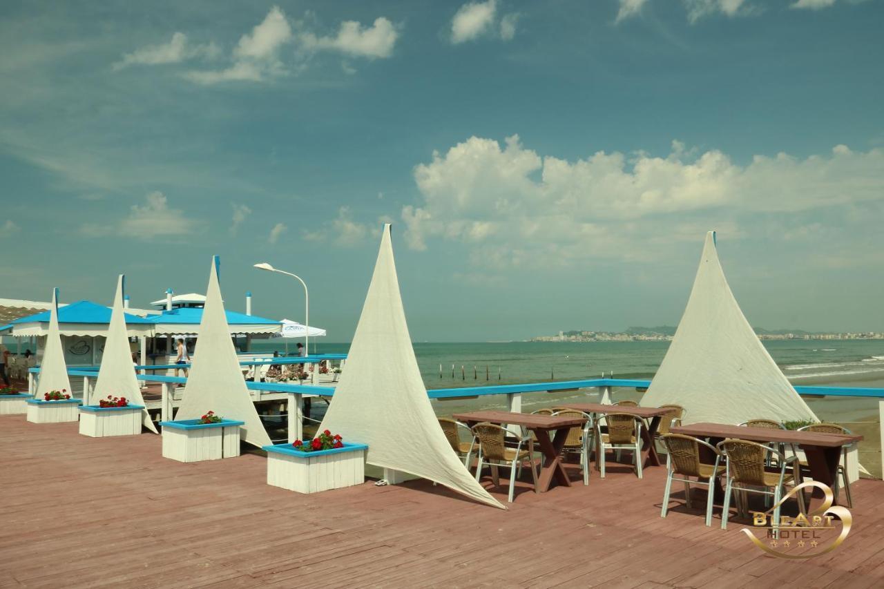 Hotel Bleart Škalngur Екстериор снимка