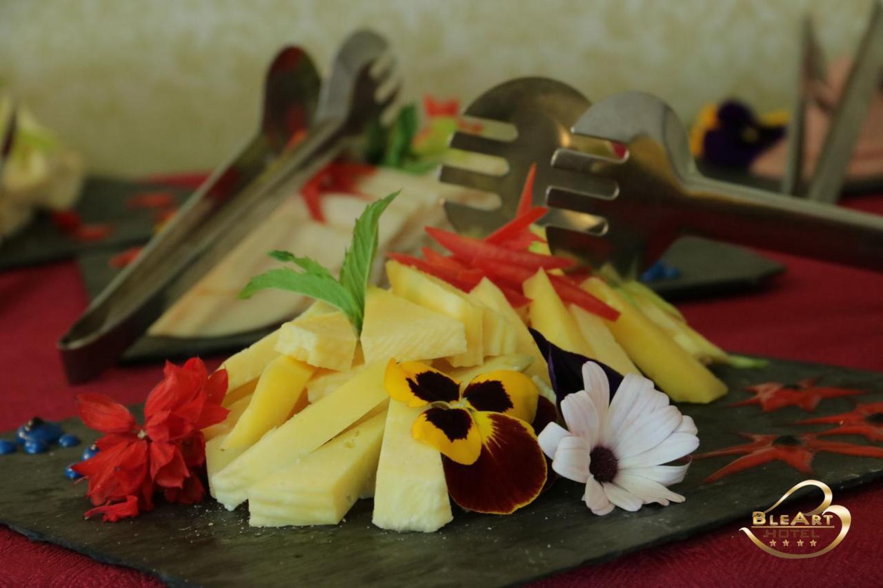 Hotel Bleart Škalngur Екстериор снимка