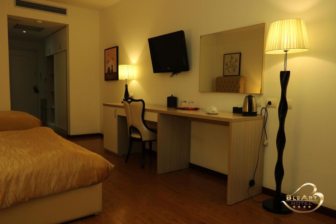 Hotel Bleart Škalngur Екстериор снимка